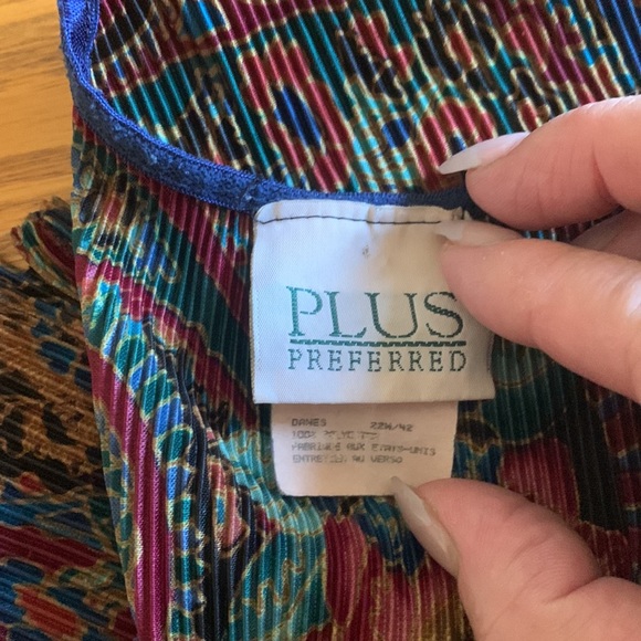 Top stretchy ladies long sleeves beautiful print Sz 22M/42 - Picture 2 of 4